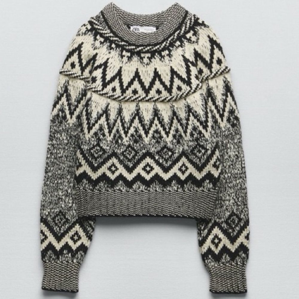 NWT Jacquard Black and White Knit Sweater size S